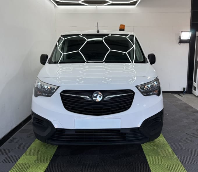 2025 Vauxhall Combo