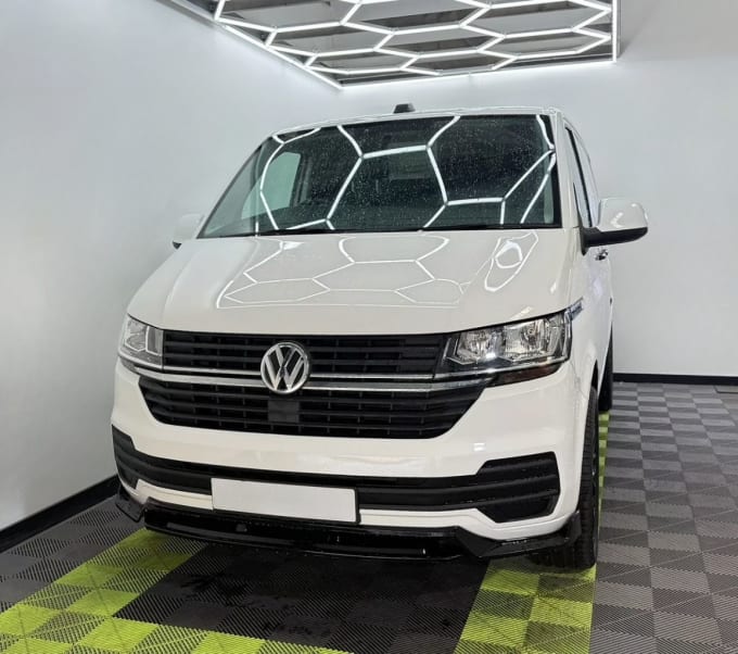 2025 Volkswagen Transporter