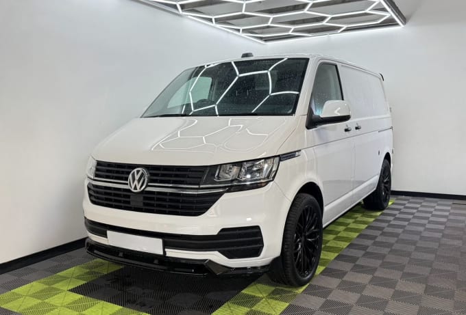 2025 Volkswagen Transporter