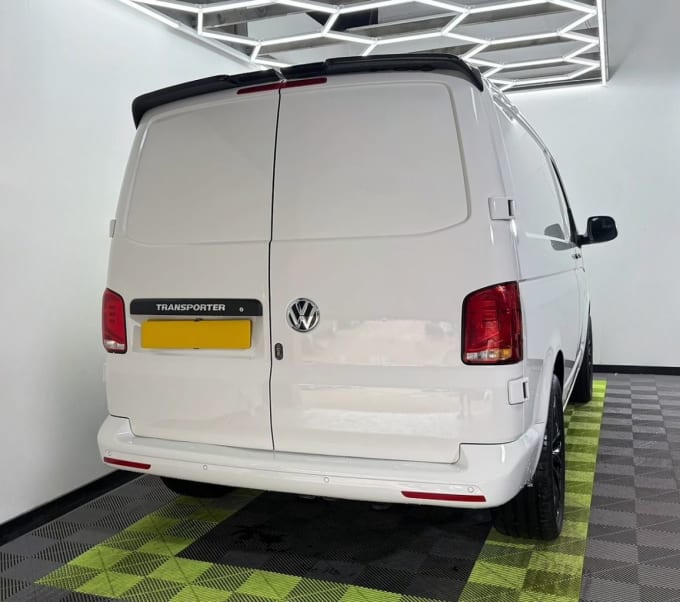 2025 Volkswagen Transporter