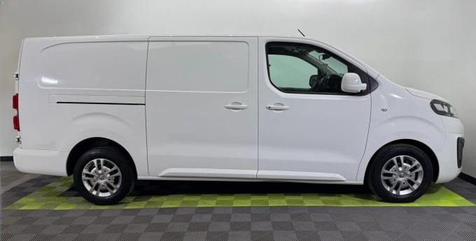 2025 Vauxhall Vivaro