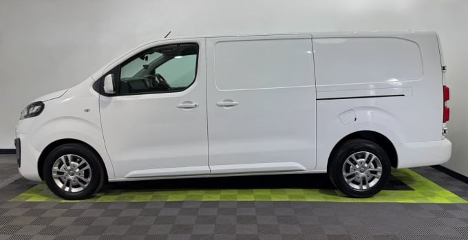 2025 Vauxhall Vivaro