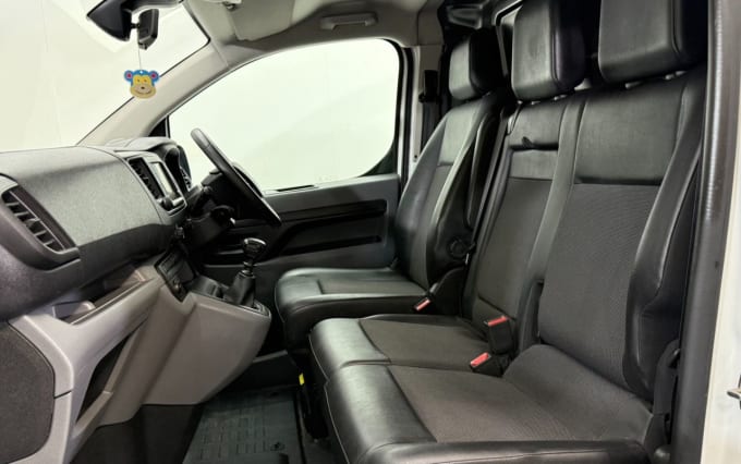 2025 Vauxhall Vivaro