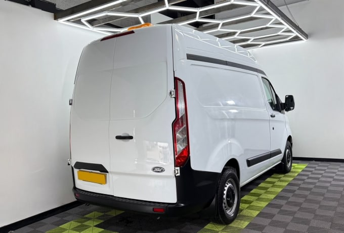 2025 Ford Transit Custom