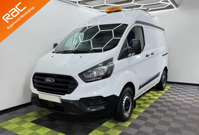 2025 Ford Transit Custom