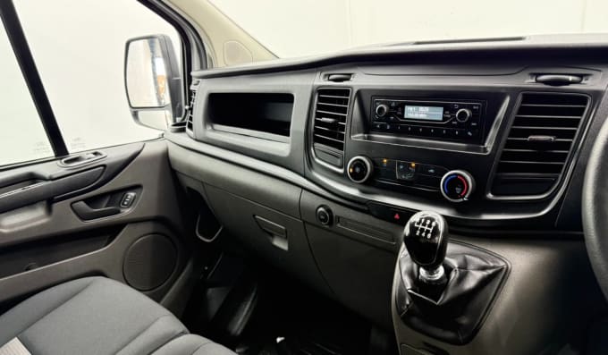 2025 Ford Transit Custom