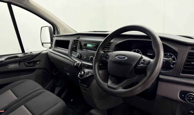 2025 Ford Transit Custom