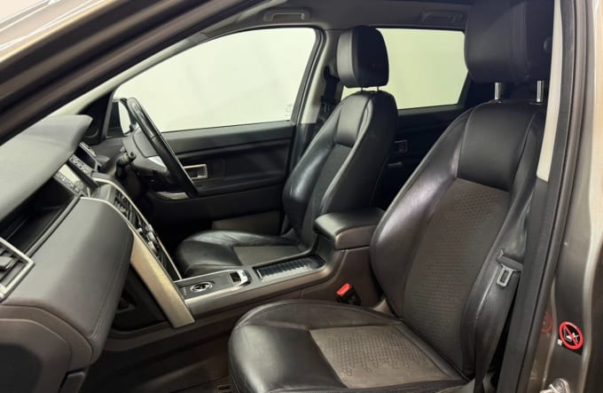 2025 Land Rover Discovery Sport