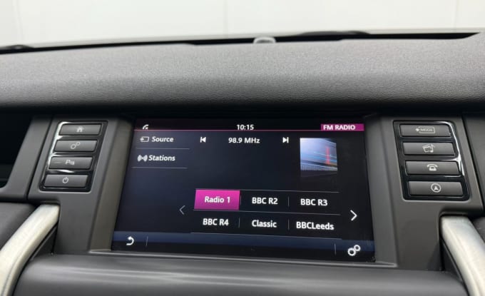 2025 Land Rover Discovery Sport