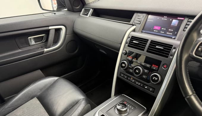 2025 Land Rover Discovery Sport