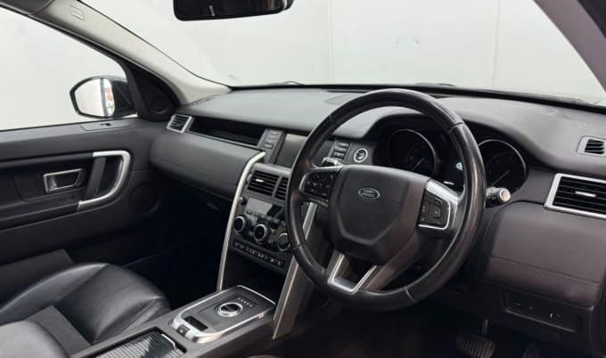 2025 Land Rover Discovery Sport
