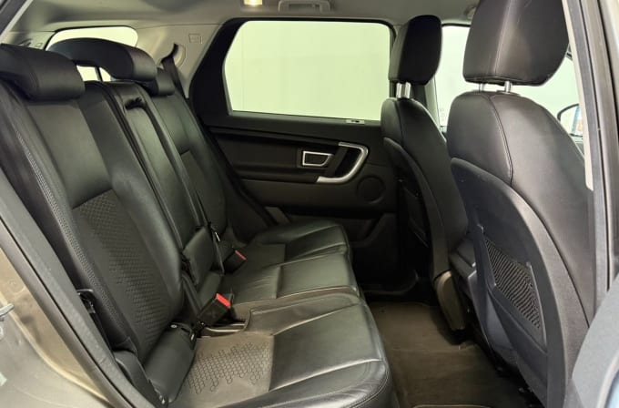 2025 Land Rover Discovery Sport