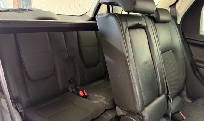 2025 Land Rover Discovery Sport