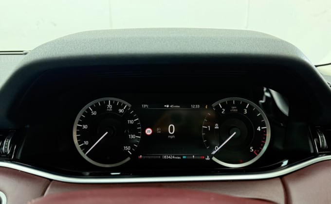 2025 Land Rover Range Rover Evoque
