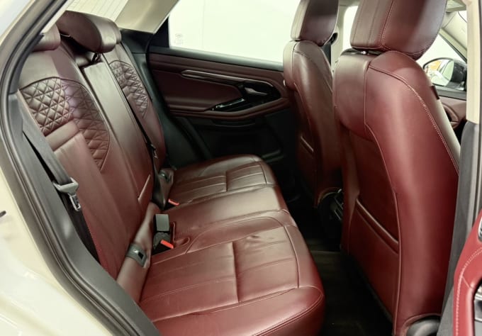 2025 Land Rover Range Rover Evoque