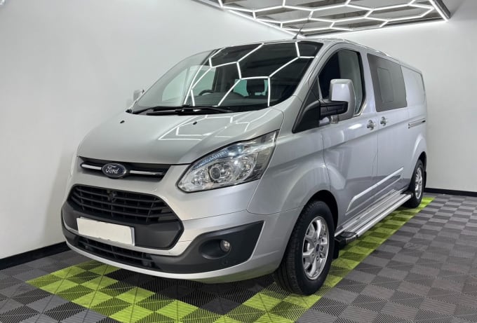 2025 Ford Transit Custom
