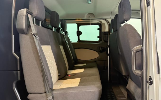 2025 Ford Transit Custom