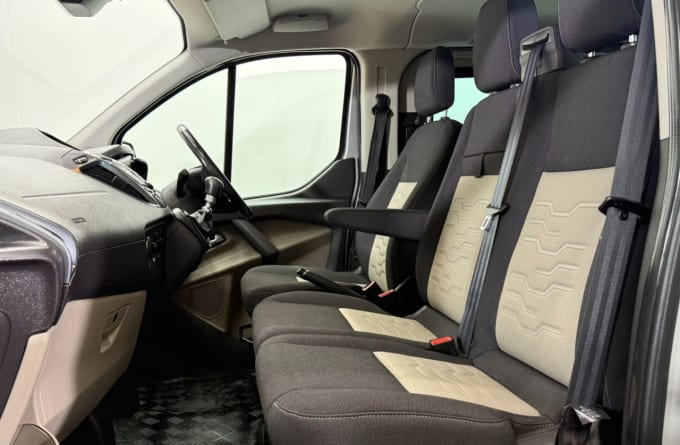 2025 Ford Transit Custom