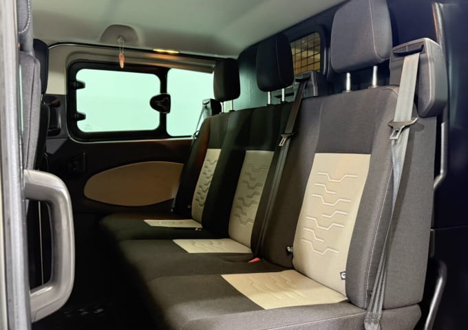 2025 Ford Transit Custom