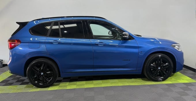 2025 BMW X1