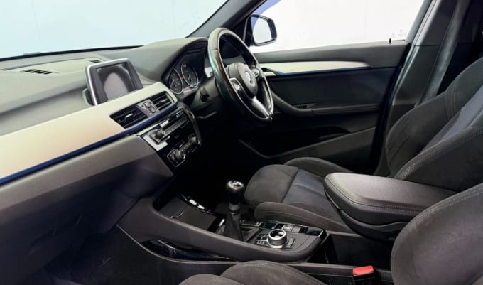 2025 BMW X1