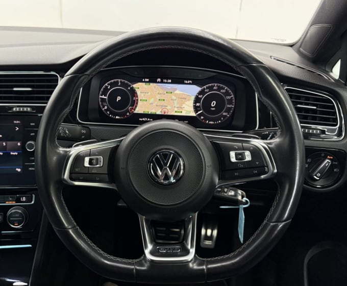 2025 Volkswagen Golf