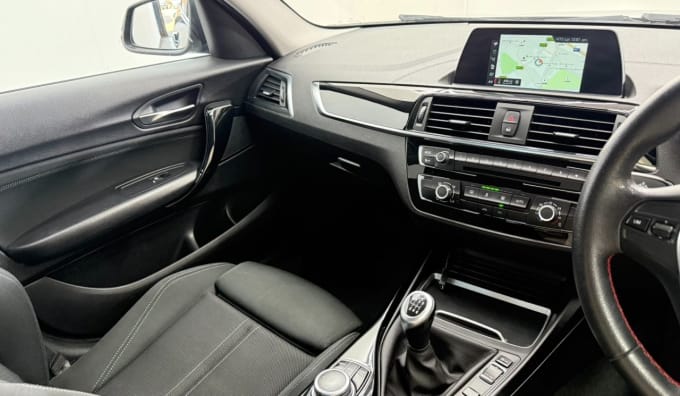 2025 BMW 1 Series
