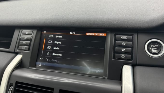 2025 Land Rover Discovery Sport