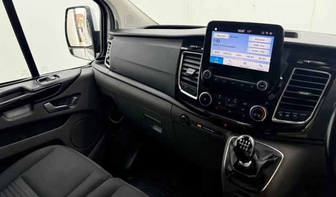 2025 Ford Transit Custom