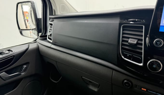 2025 Ford Transit Custom