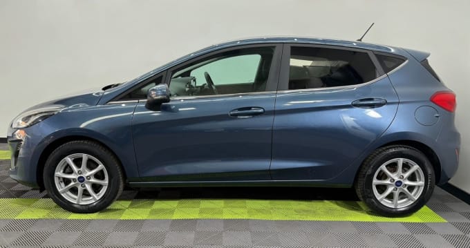 2025 Ford Fiesta