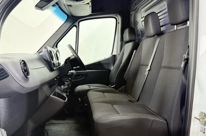 2025 Mercedes-benz Sprinter