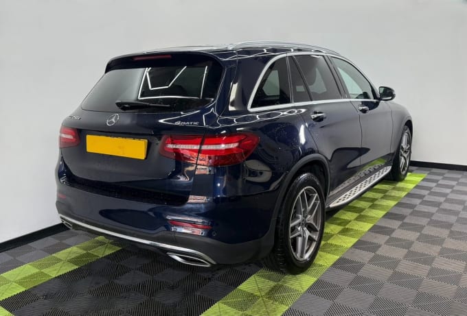 2025 Mercedes-benz Glc