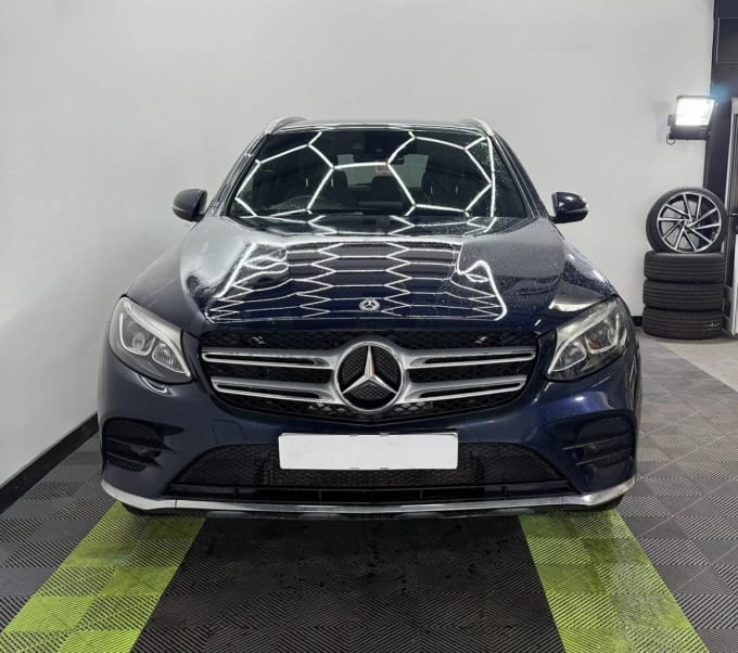 2025 Mercedes-benz Glc