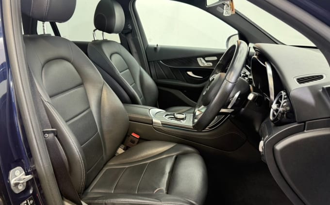 2025 Mercedes-benz Glc