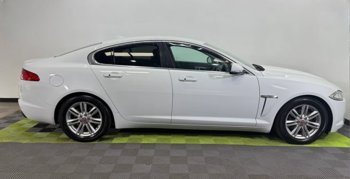 2025 Jaguar Xf