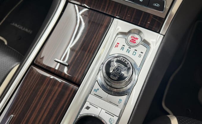 2025 Jaguar Xf