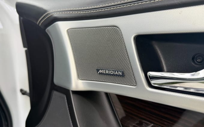 2025 Jaguar Xf