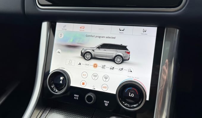 2025 Land Rover Range Rover Sport