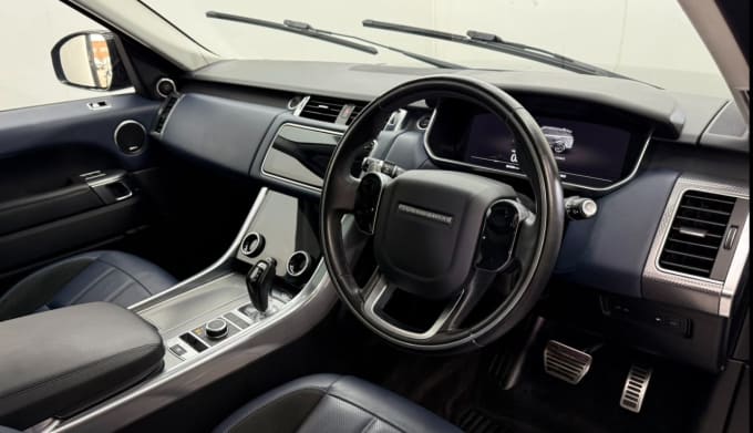 2025 Land Rover Range Rover Sport