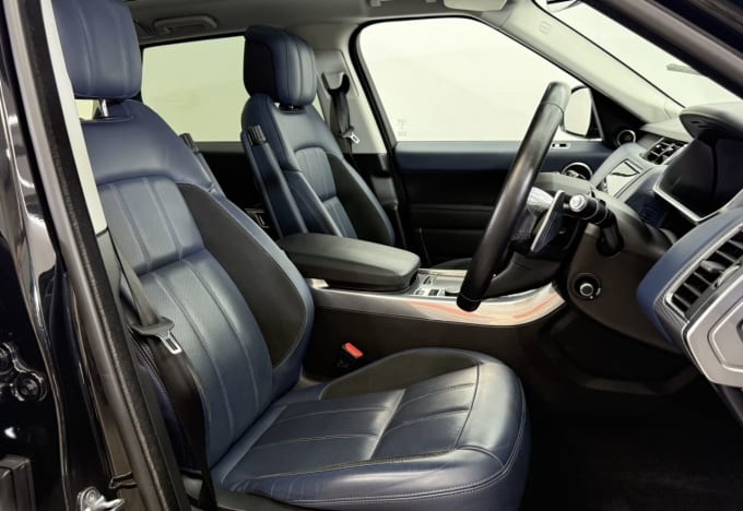 2025 Land Rover Range Rover Sport