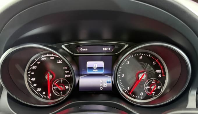 2025 Mercedes-benz 180