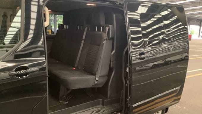 2025 Ford Transit Custom
