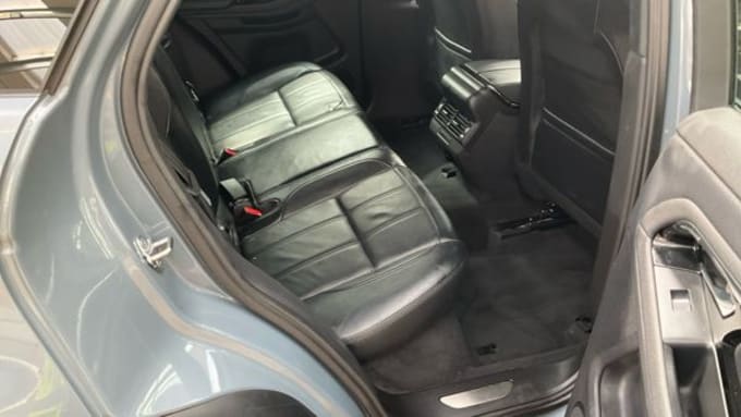 2025 Land Rover Range Rover Evoque