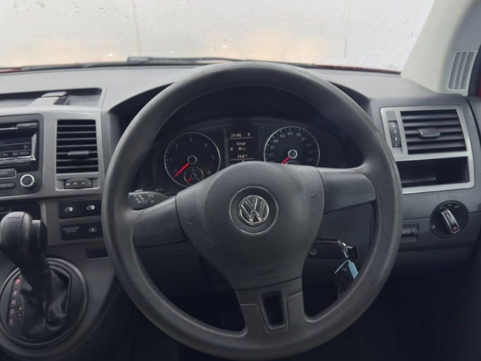 2025 Volkswagen Transporter Shuttle
