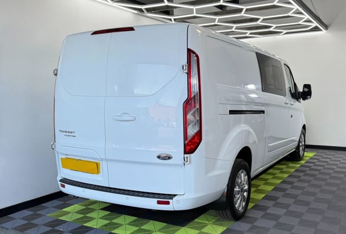 2025 Ford Transit Custom