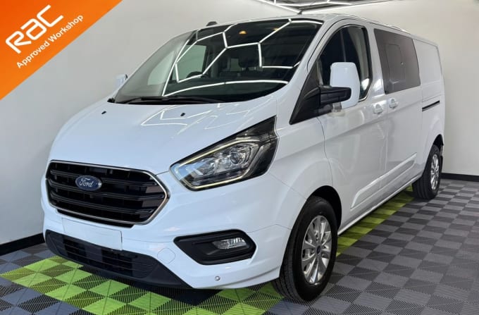 2025 Ford Transit Custom