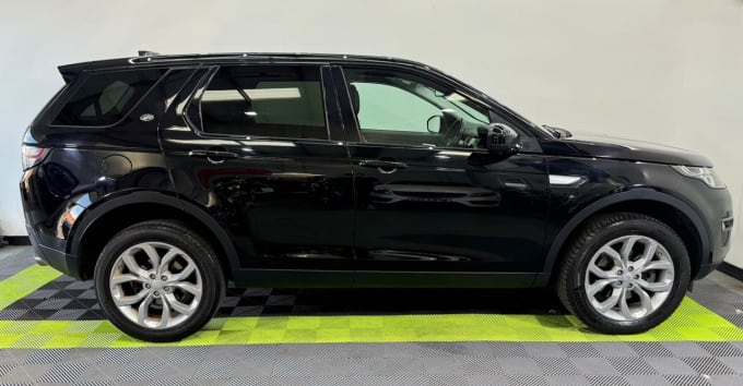 2025 Land Rover Discovery Sport