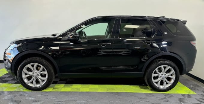 2025 Land Rover Discovery Sport