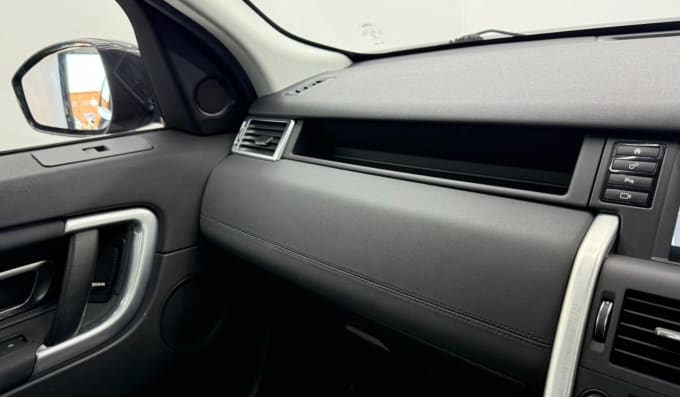 2025 Land Rover Discovery Sport